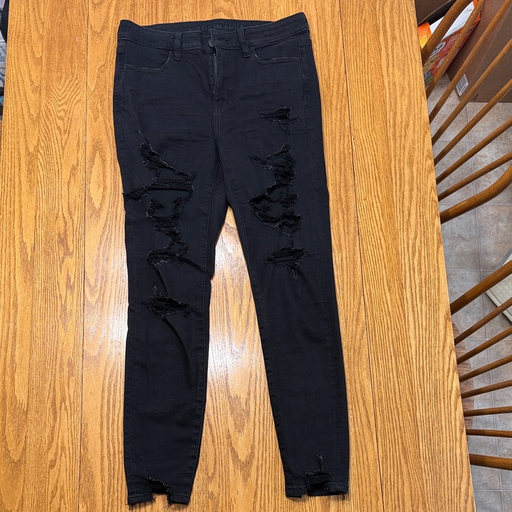 American Eagle Outfitters Black Distressed Skinny Jeans